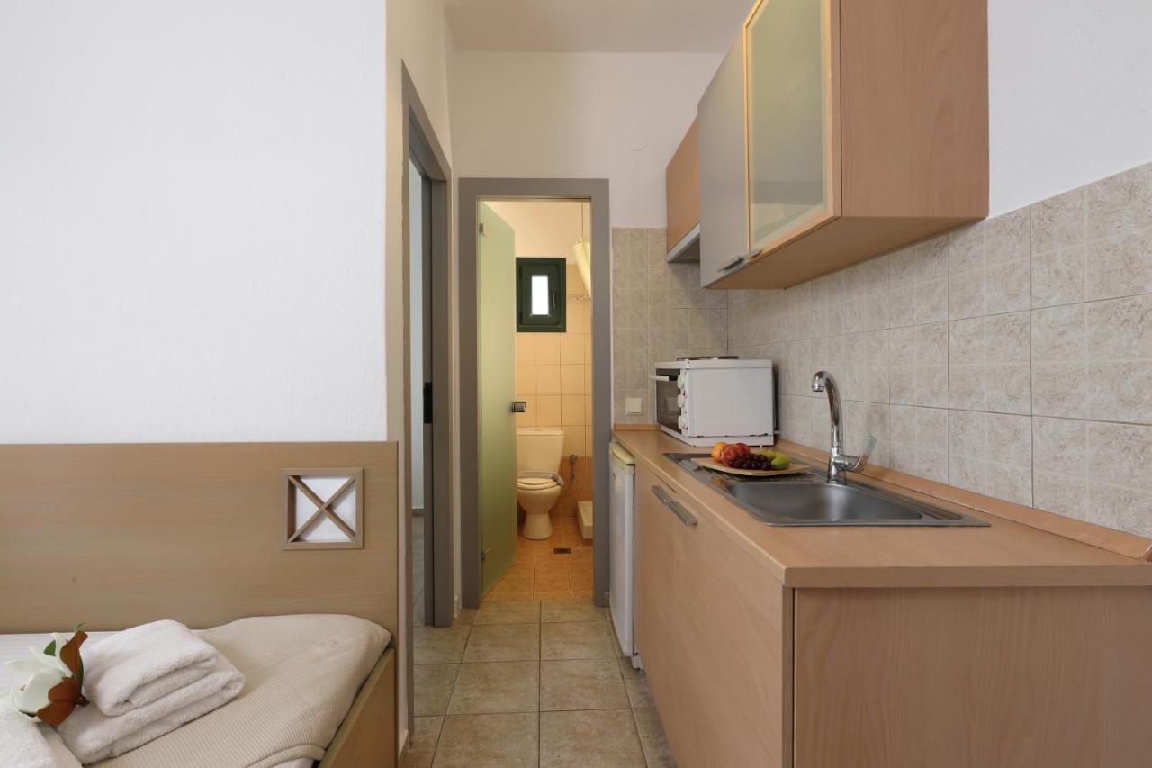 Maistrali Apartments オルモス・パナギアス エクステリア 写真